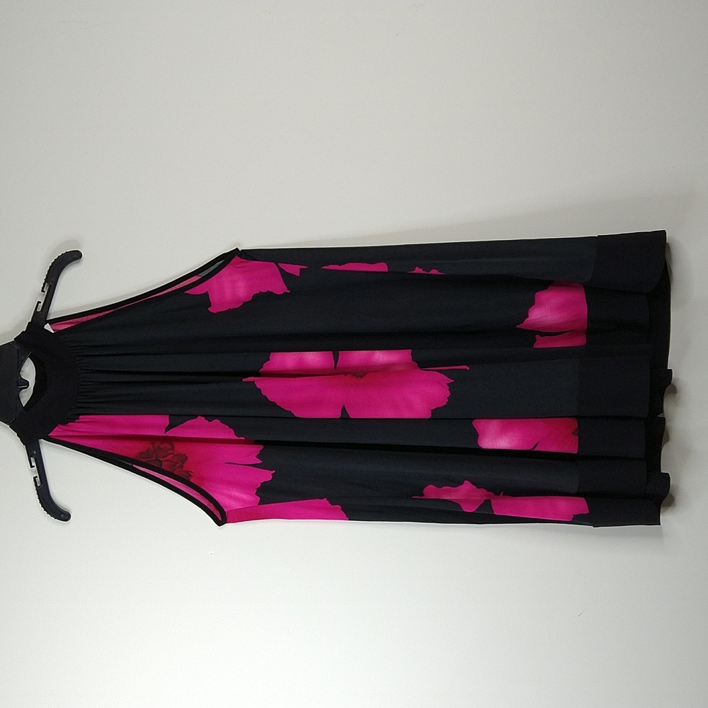 Geri c. Pink | Black Mock Neck Tunic Size: L